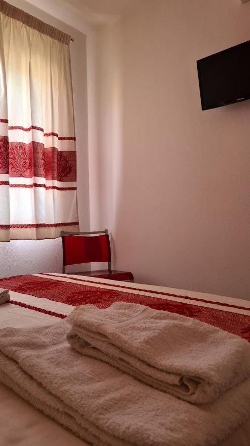 Red & Blue Rooms Όλμπια Εξωτερικό φωτογραφία