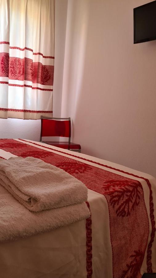 Red & Blue Rooms Όλμπια Εξωτερικό φωτογραφία