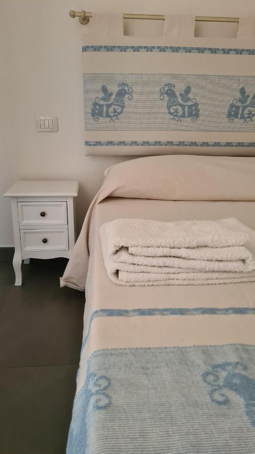 Red & Blue Rooms Όλμπια Εξωτερικό φωτογραφία